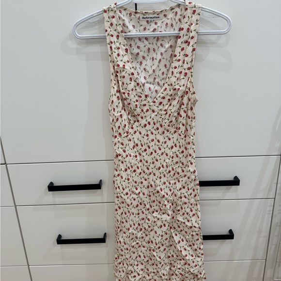 Reformation Dresses & Skirts - Reformation Floral Print Mini Dress